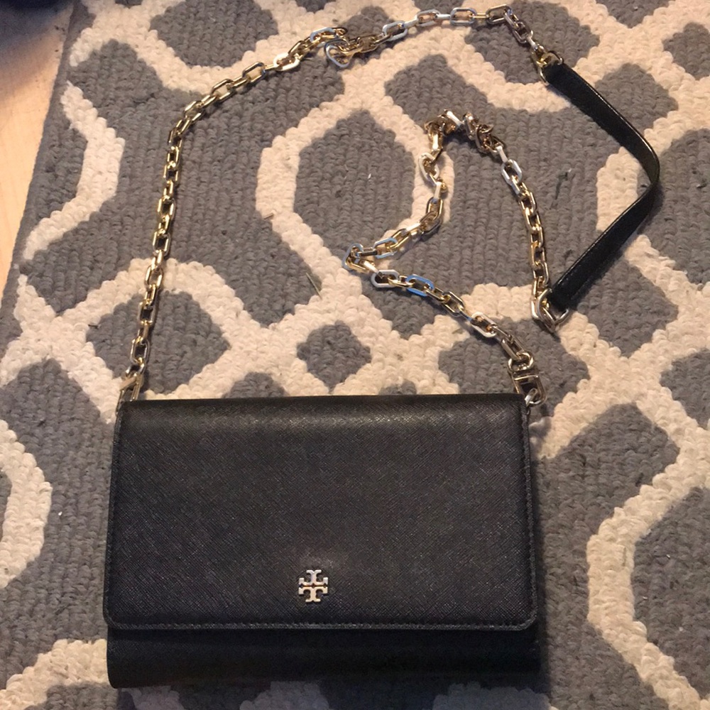 Tory Burch wallet on a chain